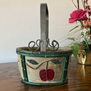 NEW * Apple Basket
